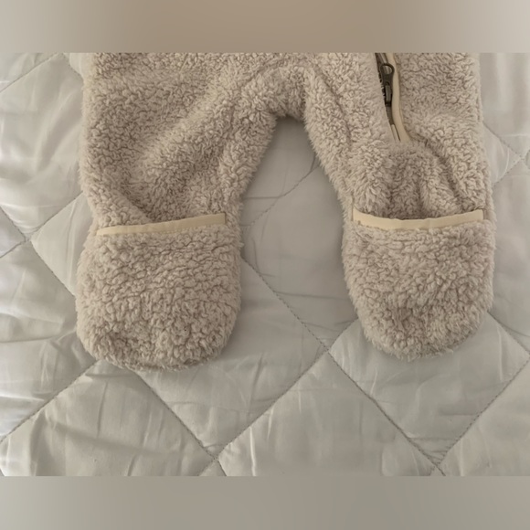3-6 Month Fleece North Face full body Zip up - Picture 4 of 5